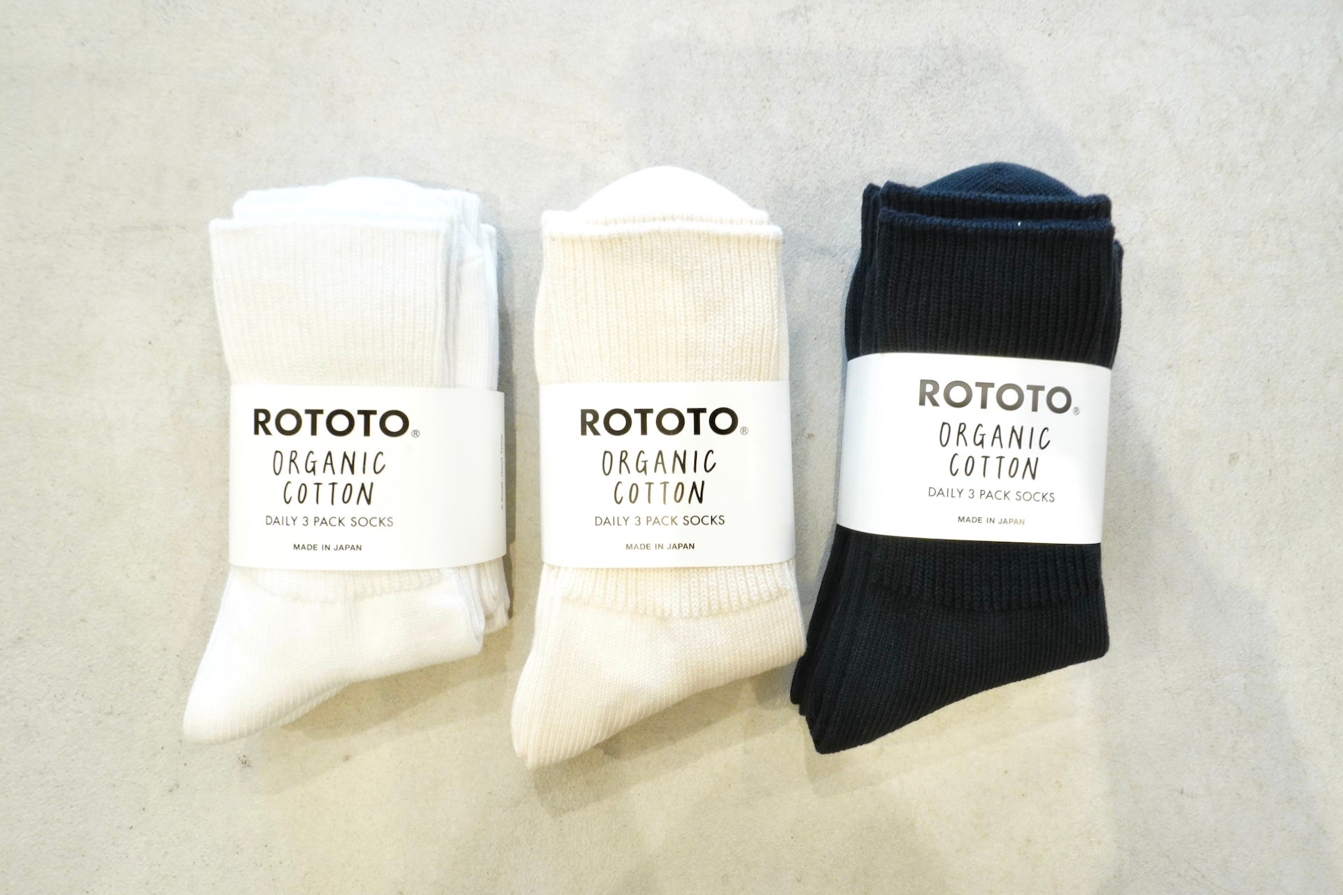 ROTOTO Organic Daily 3 Pack Ribbed Crew Socks in Ecru