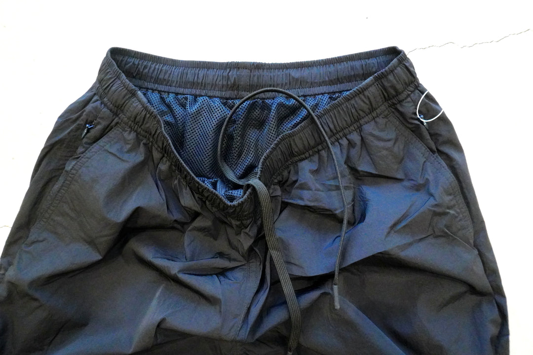 【Sud-Sud-Ouest】'24F/Wナイロン トラックパンツ Sud Sud Ouest / Track Pants – web-inter
