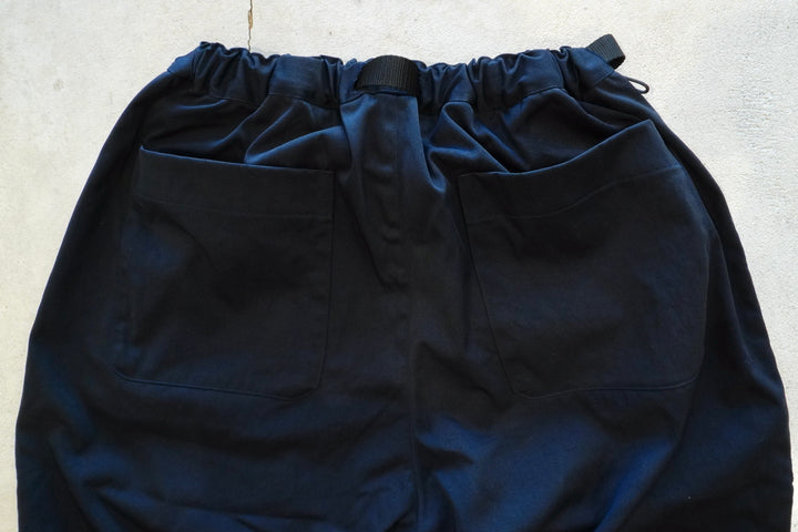 BE PREPARED / 2Tuck Nylon Gabardine Pants Midnight – web-inter