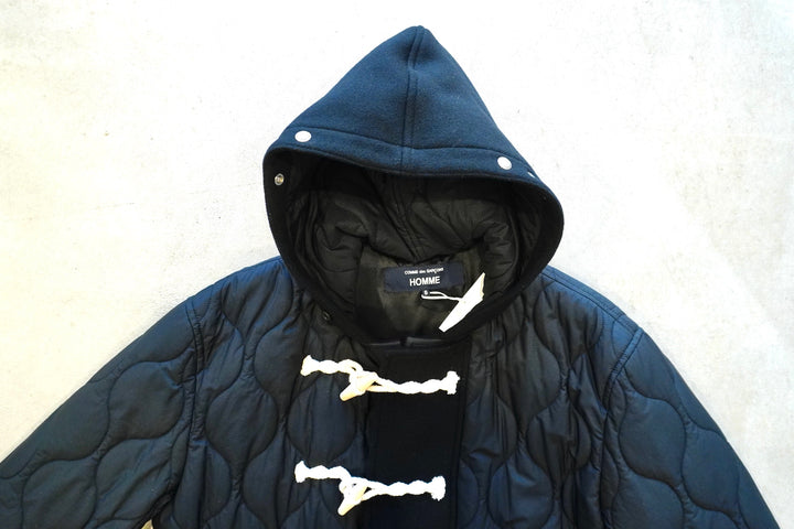 Comme des Garçons Short Duffle Coat COMME des GARCONS HOMME / WOOL MELTON × NYLON QUILTING DUFFLE COAT