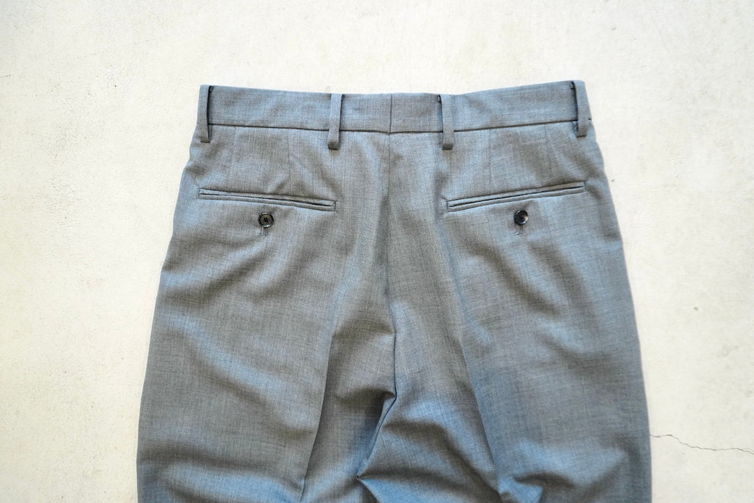 YLEVE (MOMEN'S) / SUPER120'S CHAMBRAY WOOL 3TACK TROUSERS – web-inter